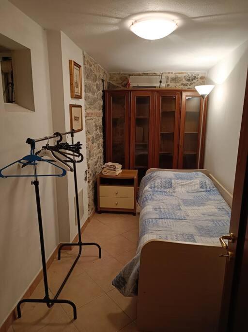 Taverna Abitazione A 15 Km Da Firenze Prato  Extérieur photo